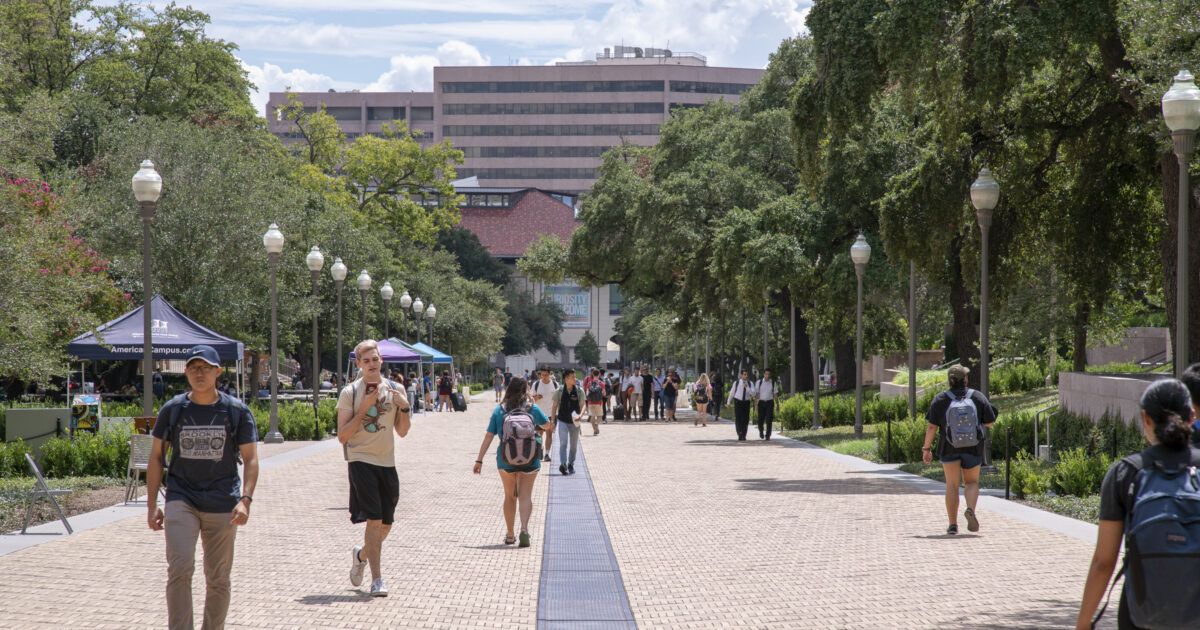 UT Austin Speedway Mall | Flintco