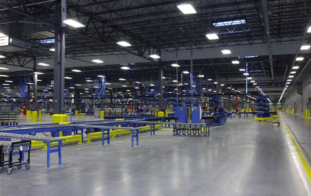 Adidas us shop distribution center usps