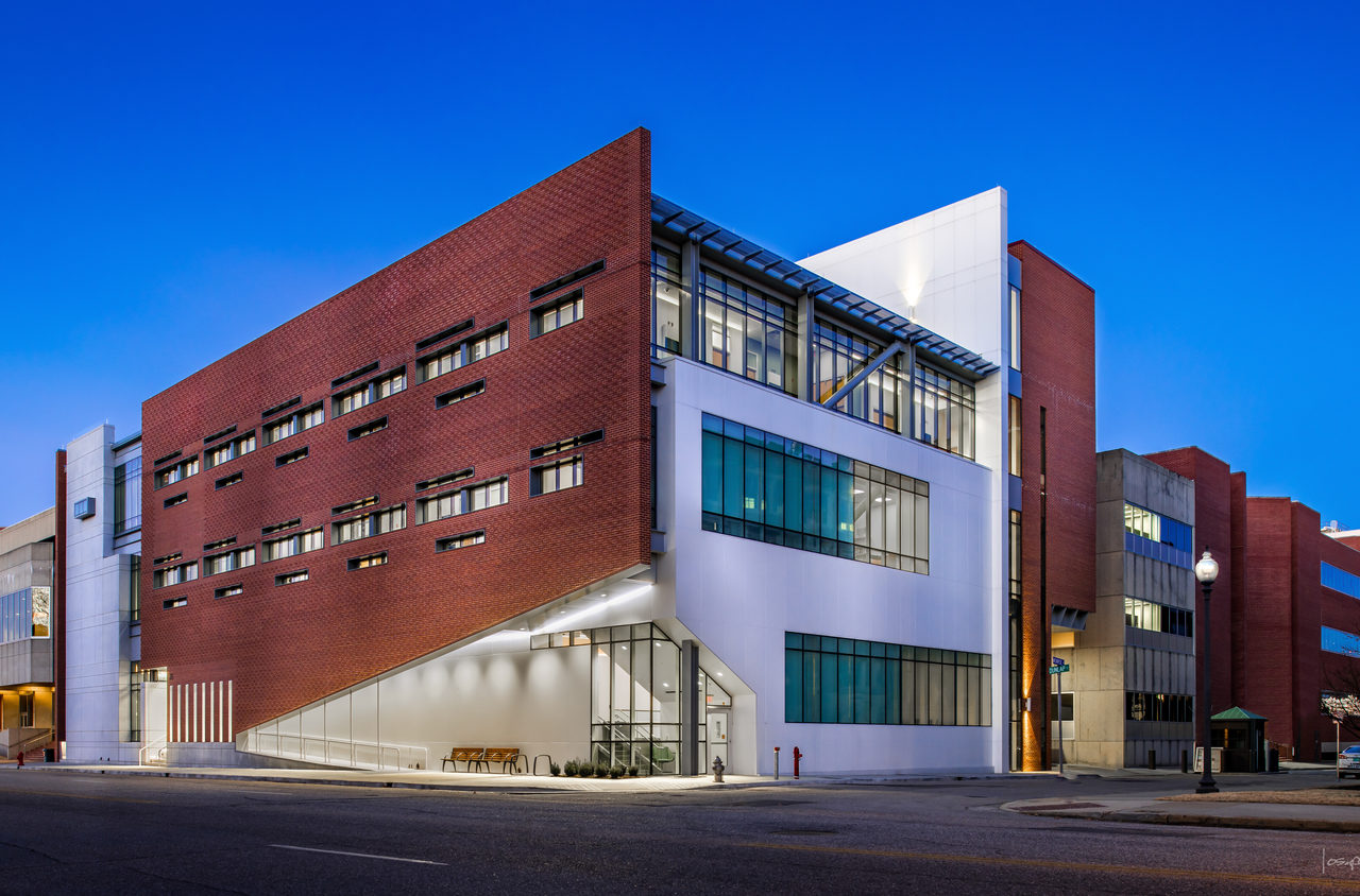 UTHSC Center for Healthcare Improvement and Patient Simulation | Flintco