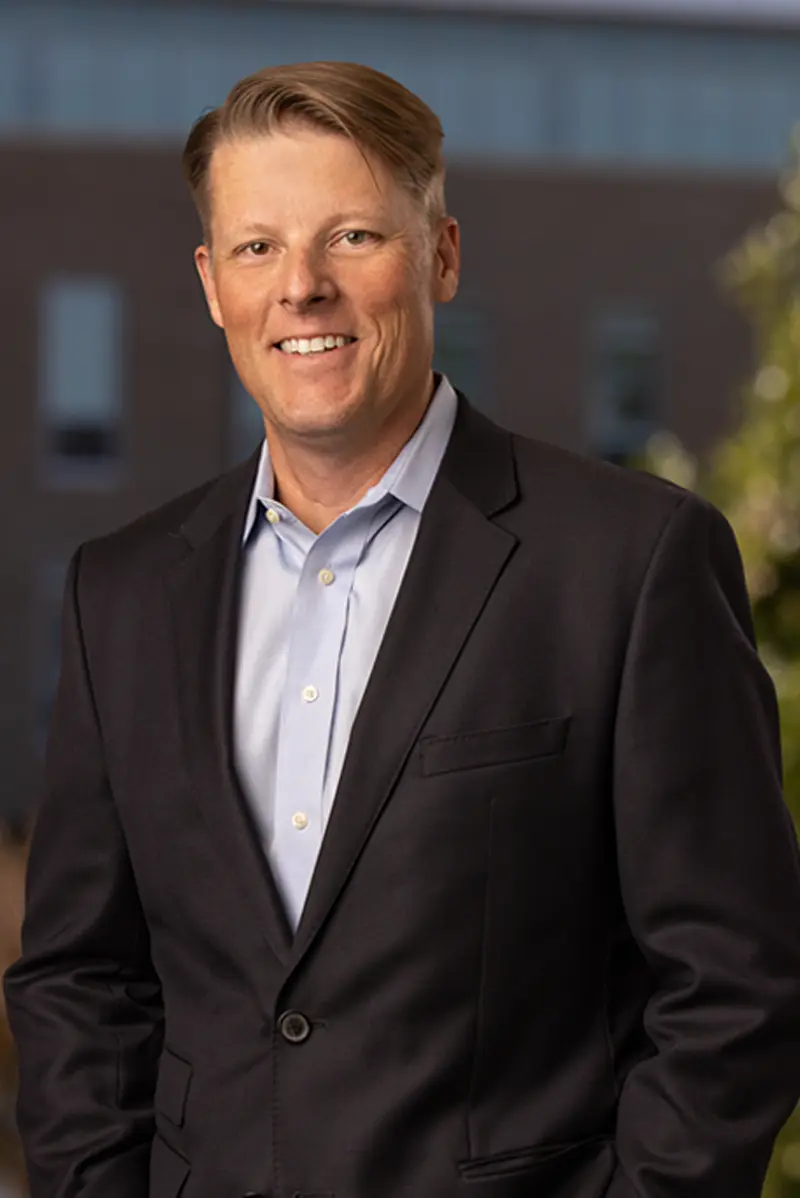 Scott Tomhave headshot